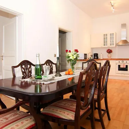 Schlossurlaub Nahe Ostsee Und Tressower * Bobitz