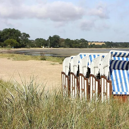 Schlossurlaub Nahe Ostsee Und Tressower *